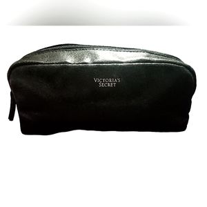 LAST CHANCE! VICTORIA'S SECRET | Small Black Faux Leather Makeup Bag
